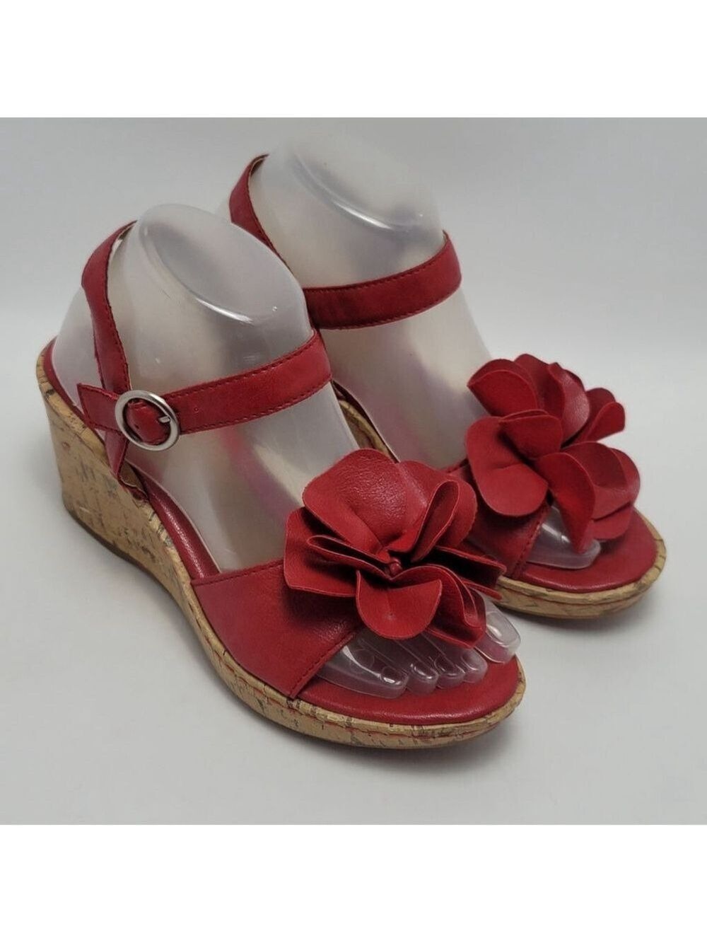 Women's Jaclyn Smith Red Faux Leather Flower Cork Wedge Sandals Size 7M - Picture 12 of 14